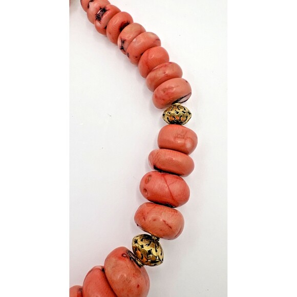 Vintage Pink Coral Chunky Necklace Beautiful! - Picture 3 of 9